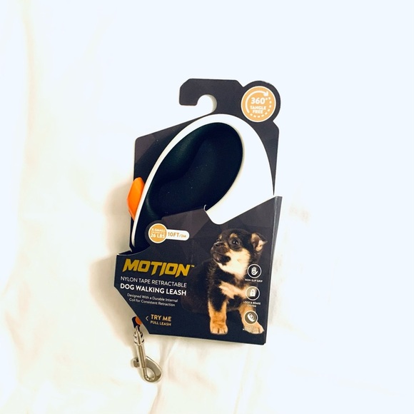 MOTION Retractable Dog Walking Leash - Picture 1 of 3